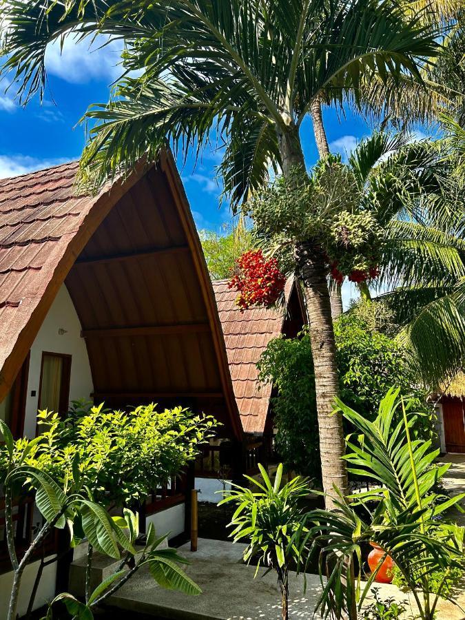 Gili Land Hotel Gili Air Bagian luar foto