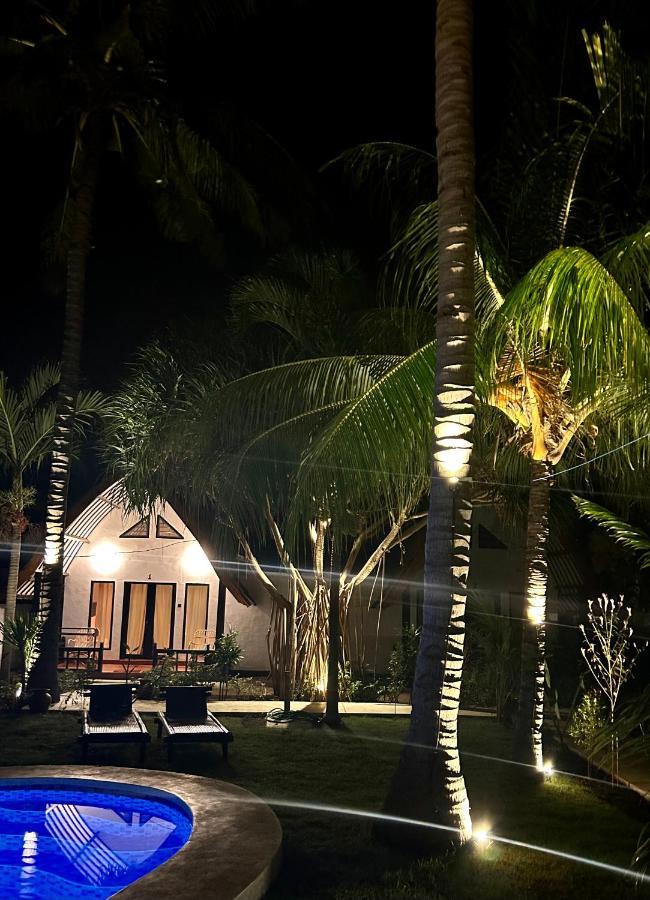 Gili Land Hotel Gili Air Bagian luar foto