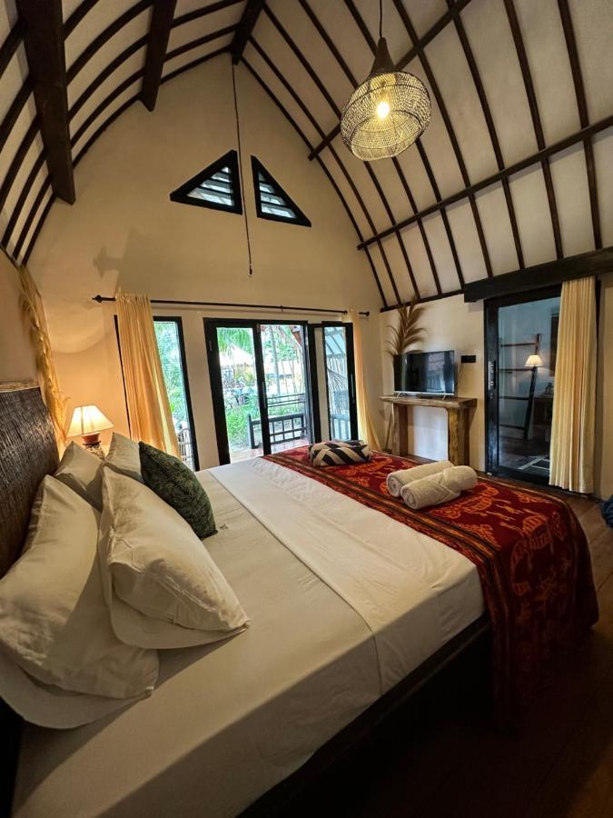 Gili Land Hotel Gili Air Bagian luar foto